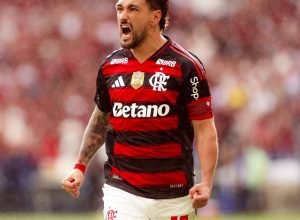 flamengo-vence-no-maracana-e-empata-em-numero-de-pontos-com-palmeiras