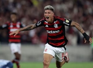 carrascal-decide-e-flamengo-fica-em-vantagem-na-semi-da-libertadores