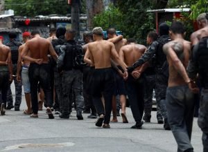 megaoperacao-contra-crime-organizado-no-rj-ja-tem-mais-de-60-mortos