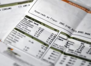 aneel-mantem-bandeira-para-vermelha-1-na-conta-de-luz-em-novembro