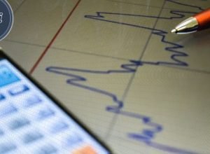 bolsa-sobe-0,37%-e-quase-volta-a-bater-recorde