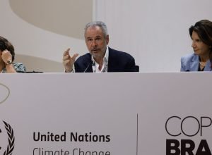 cop30-ja-fechou-compromissos-e-negociacoes-continuam-nesta-terca-feira