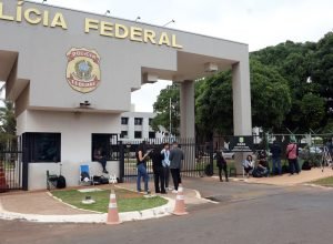 remedios-sao-levados-para-bolsonaro,-preso-preventivamente-em-brasilia