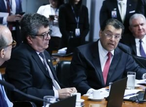 comissao-do-senado-aprova-aumento-da-taxacao-de-fintechs-e-bets