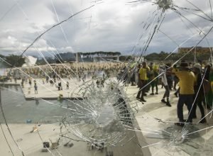 por-unanimidade,-stf-condena-5-pms-do-df-a-16-anos-de-prisao-pelo-8/1