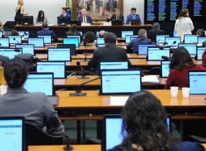 ccj-da-camara-aprova-cassacao-de-carla-zambelli