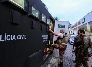 nova-fase-da-operacao-contencao-tem-confronto-no-complexo-do-salgueiro