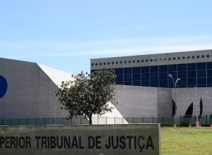 stj-restabelece-setenca-de-mulher-ligada-ao-crime-organizado-a-82-anos