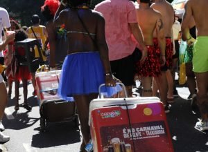 rio-inicia-credenciamento-de-ambulantes-para-o-carnaval-de-rua-2026