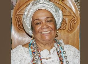 morre-mae-carmen,-lider-do-terreiro-do-gantois-em-salvador