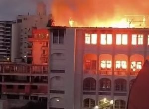 colegio-marista,-em-santa-maria-(rs),-e-atingido-por-incendio