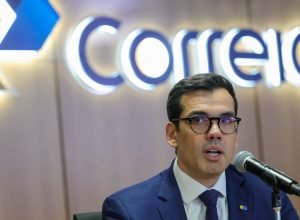 correios-preve-fechar-mil-agencias-e-15-mil-demissoes-voluntarias