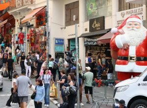 taxa-de-desemprego-chega-a-5,2%,-a-menor-desde-2012