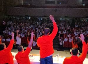 petroleiros-do-norte-fluminense-suspendem-greve-apos-16-dias