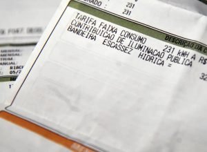 aneel-divulga-calendario-para-anuncio-de-bandeiras-tarifarias-em-2026