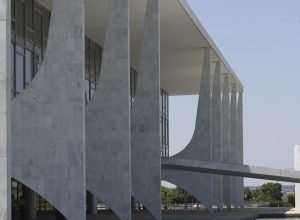 brasil-faz-doacao-de-material-militar-para-uruguai-e-paraguai