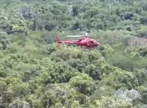 helicoptero-cai-na-zona-oeste-do-rio-e-deixa-tres-pessoas-mortas