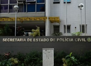 policia-apreende-bombas-caseiras-e-diz-que-grupo-faria-atentado-no-rio