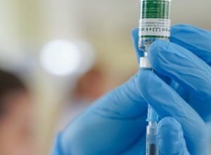 equipes-do-sus-comecam-a-receber-vacina-do-butantan-contra-a-dengue