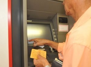 agencias-bancarias-reabrem-nesta-quarta-feira-a-partir-do-meio-dia