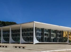 stf-derruba-lei-que-criou-programa-escola-sem-partido-no-parana