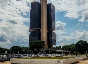 juros-subiram-para-familias-e-empresas-em-janeiro,-mostra-bc