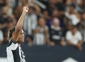 botafogo-supera-nacional-e-segue-vivo-na-pre-libertadores
