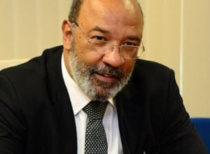 morre-professor-mario-theodoro,-destaque-na-luta-contra-o-racismo