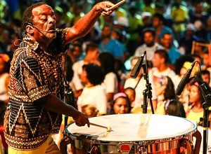 10-anos-sem-nana-vasconcelos,-um-legado-de-valorizacao-da-cultura
