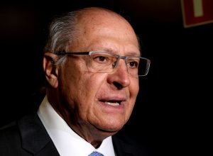 governo-prioriza-abastecimento-e-segurar-preco-do-diesel,-diz-alckmin