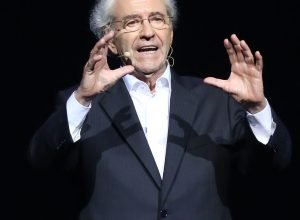 ator-e-diretor-teatral-juca-de-oliveira-morre,-aos-91-anos,-em-sp