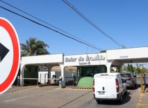 moraes-proibe-drones-perto-da-casa-onde-bolsonaro-cumpre-prisao