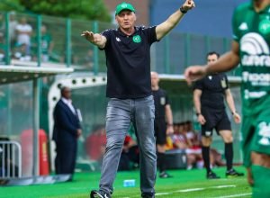chapecoense-anuncia-demissao-do-tecnico-gilmar-dal-pozzo