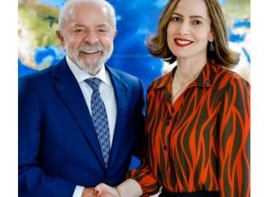 servidora-ana-cristina-viana-assume-comando-do-inss