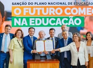 plano-nacional-de-educacao-e-marco-para-o-pais,-dizem-especialistas