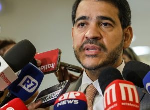 parecer-da-indicacao-de-jorge-messias-ao-stf-e-lido-na-ccj-do-senado