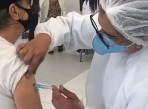 saude-envia-2,2-milhoes-de-doses-da-vacina-de-covid-19-aos-estados