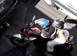 bombeiros-do-rj-alertam-motociclistas-sobre-uso-dos-itens-de-seguranca