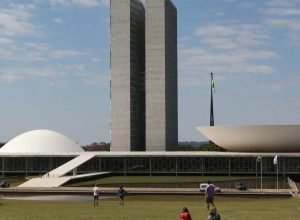 calendario-especial-pode-acelerar-votacao-da-pec-do-fim-da-escala-6×1