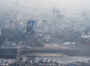 queimadas-no-am:-escolas-e-universidades-suspendem-aulas-em-manaus