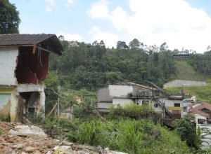 ex-prefeito-de-nova-friburgo-e-condenado-por-desvios-apos-tragedia