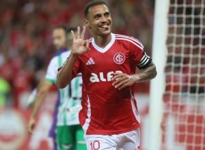 alan-patrick-brilha-e-inter-supera-atletico-nacional-na-libertadores