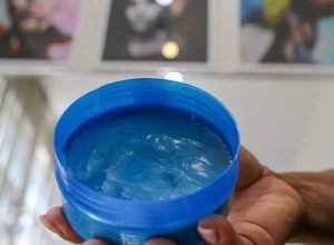 policia-fecha-fabricas-clandestinas-de-cosmeticos-no-rio-de-janeiro