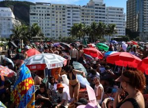 show-de-lady-gaga-leva-2,1-milhoes-de-pessoas-para-copacabana