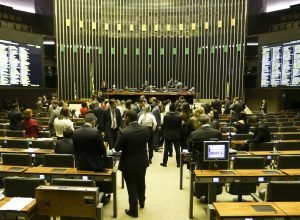 camara-pode-votar-urgencia-para-aumentar-numero-de-deputados-federais