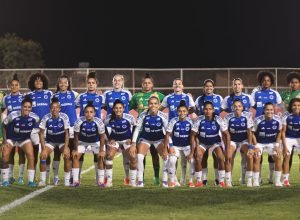 cruzeiro-derrota-real-brasilia-para-liderar-o-brasileiro-feminino