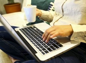 golpes-no-dia-das-maes:-veja-como-se-proteger-nas-compras-online