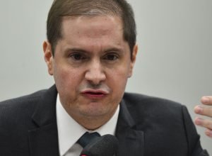 ex-agu-confirma-ao-supremo-consulta-de-bolsonaro-para-reverter-urnas