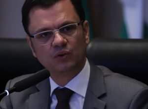 torres-admite-desconhecimento-tecnico-sobre-sistema-eleitoral