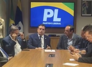 A filiação de Flávio Roscoe foi acompanhada por lideranças do partido, como o presidente Valdemar Costa Neto, o deputado federal Domingos Sávio, pré-candidato ao Senado por Minas, o senador Rogério Marinho e o líder da oposição na Câmara, Sóstenes Cavalcante.
